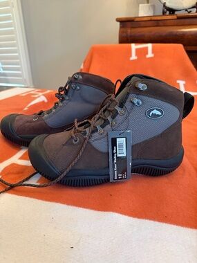 Simms Keen Wading Shoe, felt Bottom NWT Black, Brown Suede, Gray, Fly Fishing